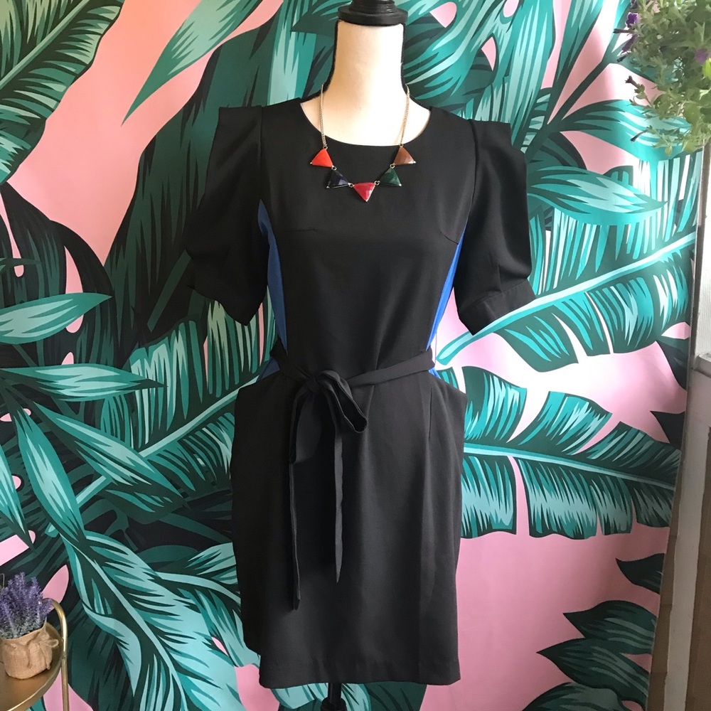 GRACIA H-LINE BLACK AND BLUE